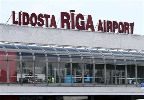 ielidošanas laiki lidosta riga.